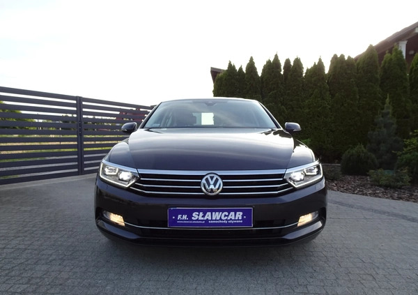 Volkswagen Passat cena 67800 przebieg: 163000, rok produkcji 2019 z Połaniec małe 667